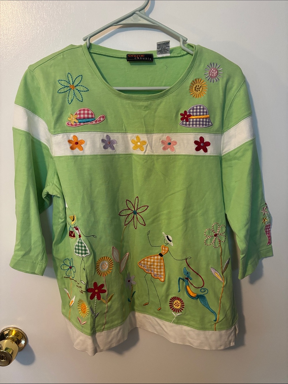 Vintage 90s Grandmacore Whimsical Green Embroidered Top Medium